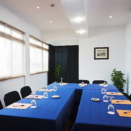 מלון Sercotel Casas De Mercaderes 3*