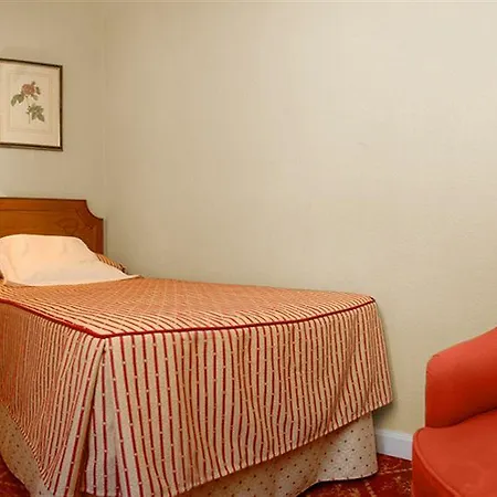 Hotel Sercotel Casas De Mercaderes Sevilla