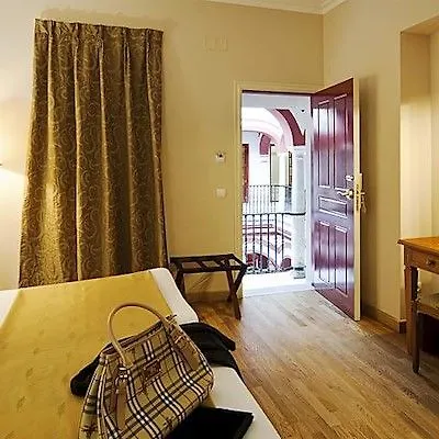 Hotel Sercotel Casas De Mercaderes 3*